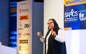 Vanya Jansen, winner of the Best Speaker Award